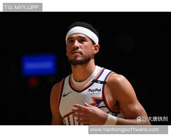 德文布克引领太阳队崛起成NBA新星展现无限潜力与激情